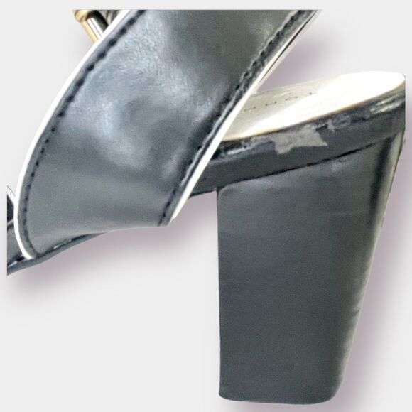 Tommy Hilfiger Block Heel Sandals T-Strap Ankle Straps Size 7.5 - Picture 5 of 12